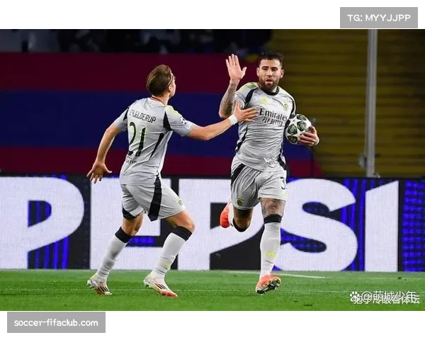 37岁奥塔门迪头球解围失误送乌龙染红成焦点葬送国家队胜利