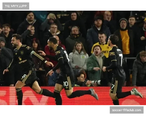 切尔西十人作战遭伯恩利绝平 争四前景因红牌事件蒙上阴影